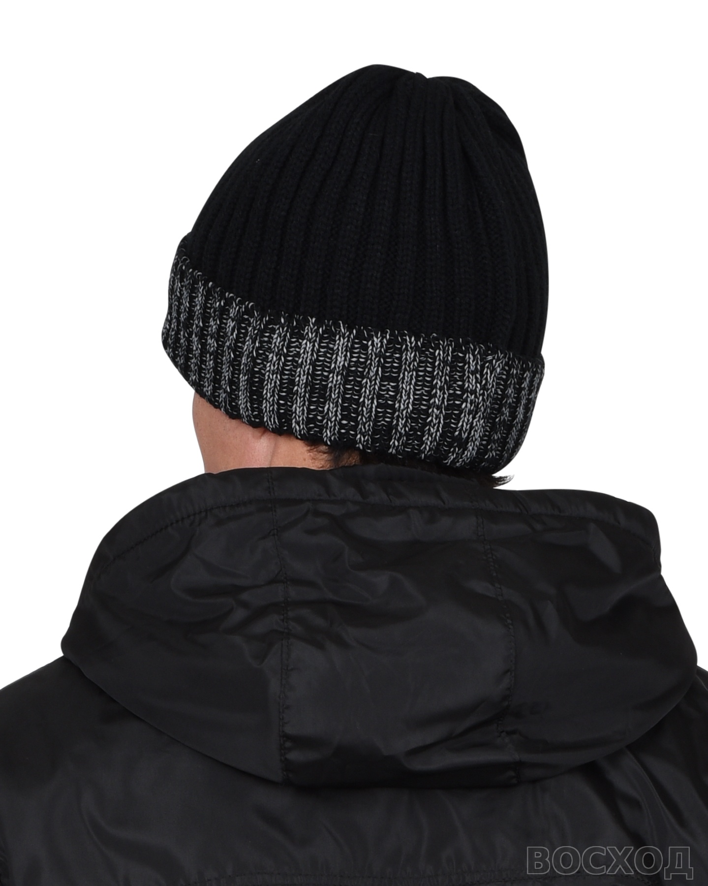 Шапка черная с СВ-элементами СИРИУС Юка, с утеплителем Тинсулейт (х12х60)